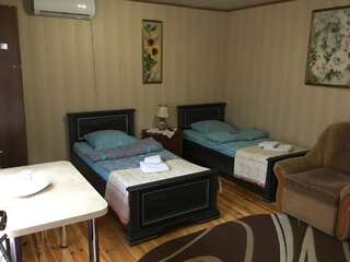 Мини-отель Inn Alibi Khorodelets Улучшенный двухместный номер Делюкс с 1 кроватью или 2 отдельными кроватями-2