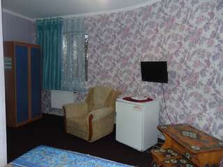 Мини-отель Inn Alibi Khorodelets Улучшенный двухместный номер с 1 кроватью-4